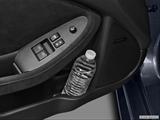  Cup holder prop (tertiary) photo